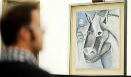 Kokiais dažais tapė P. Picasso?