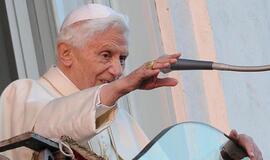 Vatikano dokumentai: Benediktas XVI dvasininko titulą atėmė iš 400 asmenų