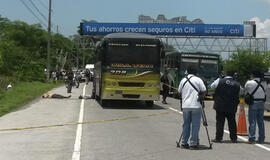 Salvadoras: nužudyti šeši autobuso keleiviai