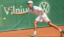 Tenisininkas Lukas Mugevičius Rumunijoje laimėjo pirmąjį dvejetų mačą