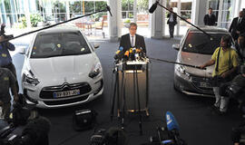 "PSA Peugeot Citroen" pardavimai ir pajamos auga