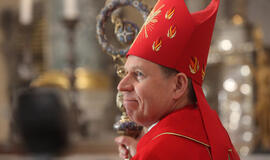 Vilniaus arkivyskupas kviečia per Kalėdas atrasti ramybę