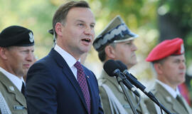 Pirmasis Lenkijos prezidento užsienio vizitas - į Estiją