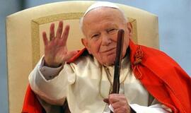 BBC: Jonas Paulius II daug metų palaikė glaudžius santykius su ištekėjusia moterimi