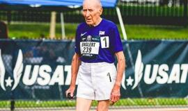 Amerikietis pasiekė 5 km bėgimo pasaulio rekordą 95–99 metų amžiaus grupėje