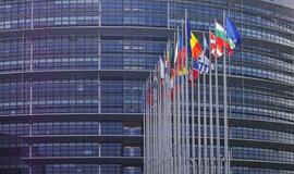ES lyderiai linksta mažinti ūkio gaivinimo fondą, derybose – pertrauka iki vakaro