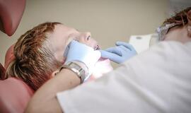 Kodėl negalima atidėlioti vizito pas odontologą ir kaip jam paruošti vaikus?