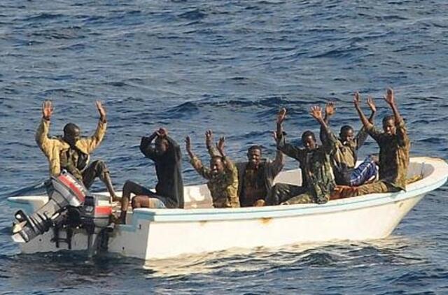 Išlaisvinti trys ukrainiečių jūreiviai, kuriuos piratai buvo pagrobę prie Nigerijos krantų