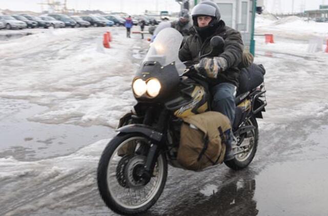 Žieminės padangos motociklams: misija neįmanoma