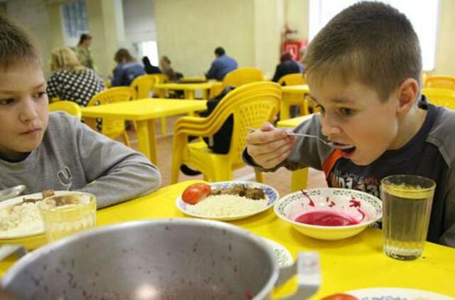 Mokyklose mažėja valdiškų valgyklų