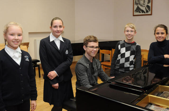 Jaunieji pianistai garsina pasaulyje Klaipėdos vardą