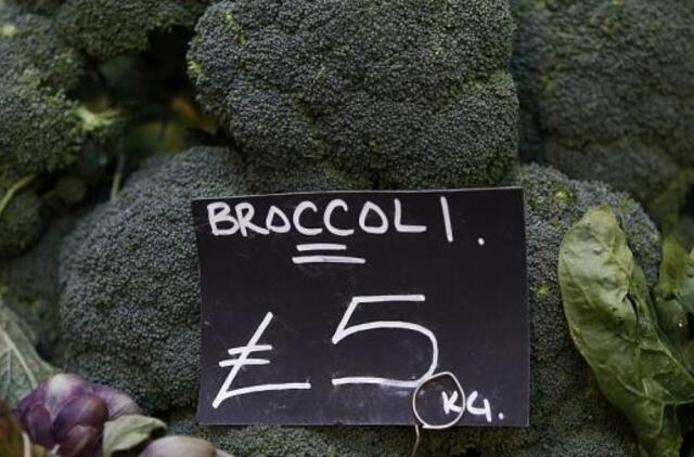 Jungtinėje Karalystėje apribojo prekybą salotomis ir brokoliais