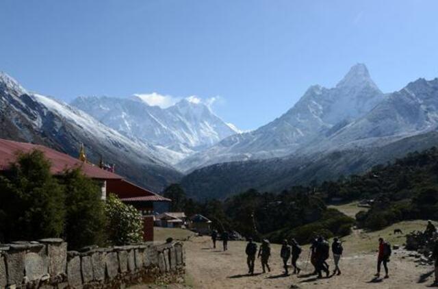 Evereste žuvo dar keturi alpinistai