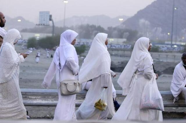 Saudo Arabijoje už seksualinį priekabiavimą bus baudžiama