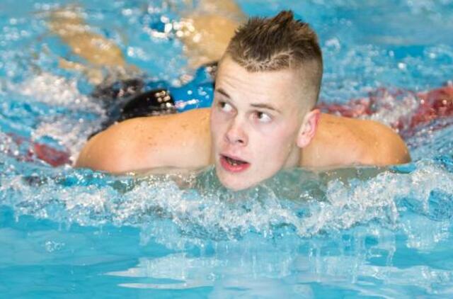 Plaukikas D. Rapšys Kinijoje įspūdingai pagerino Lietuvos rekordą