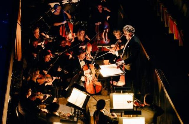 Muzikinio teatro orkestras artėjančių šventų Velykų liturgiją pradės su Alvido Remesos „Requiem“