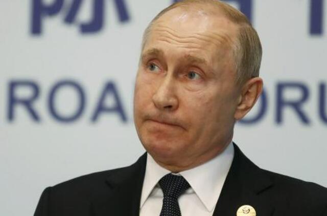 Vis mažiau rusų pasitiki V.Putinu