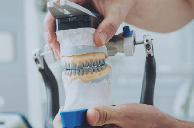 Dantų protezavimas - vis dar skaudi tema