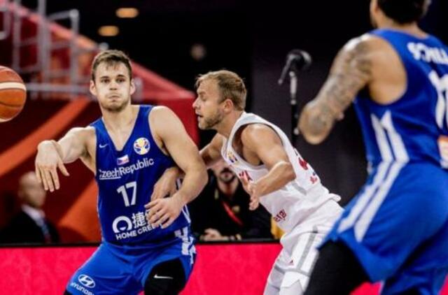 Čekijos krepšininkai pasaulio čempionate įveikė lenkus