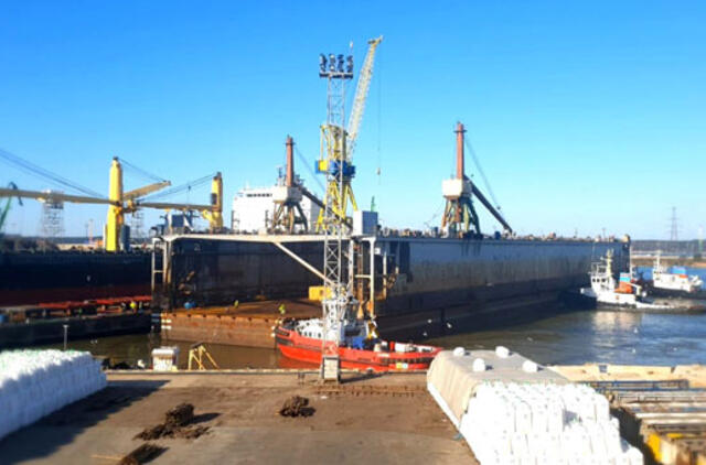 „Vakarų laivų gamykla“ darbui pradės ruošti antrą „Panamax“ tipo laivų remontui skirtą doką