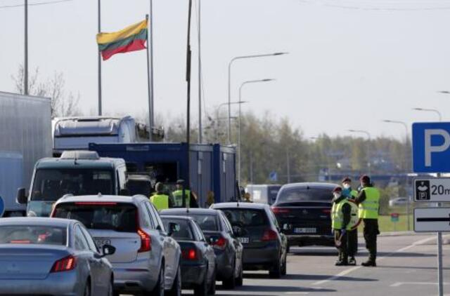 Atvėrusios sienas, Baltijos šalys suerzino Briuselio biurokratiją
