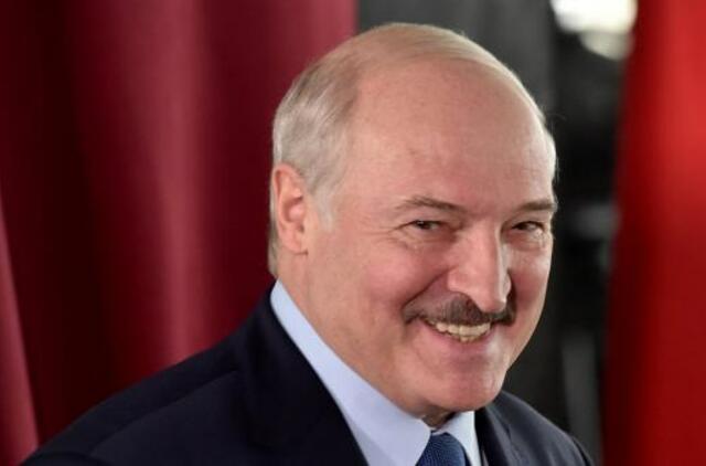 Apklausos rezultatai: Baltarusijos prezidento rinkimus triuškinamai laimi A. Lukašenka
