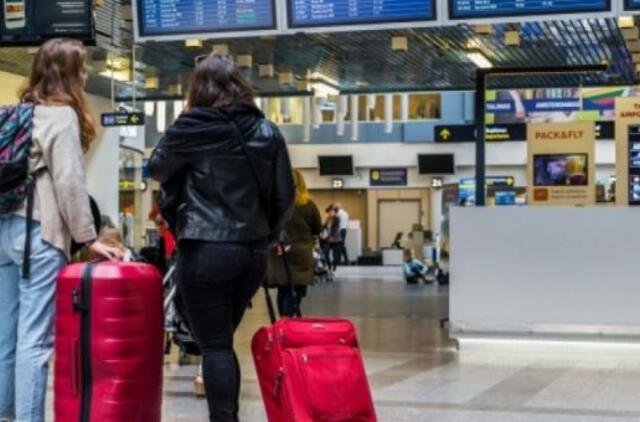 Keleiviai prabilo apie Lietuvos oro uostus: betvarkė, nebuvo jokios koronaviruso kontrolės