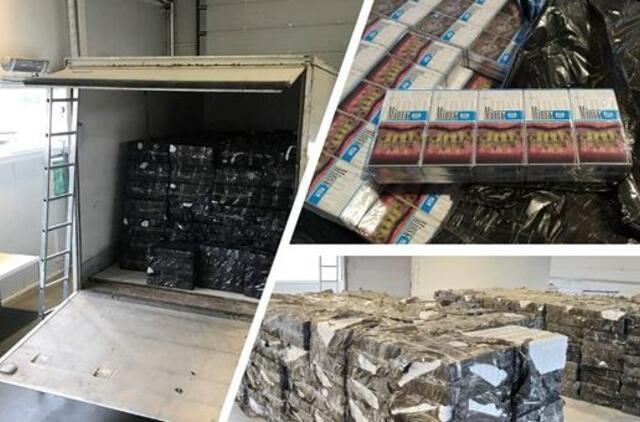 Raigardo muitininkai „tuščiame“ sunkvežimyje aptiko 200 dėžių cigarečių kontrabandos