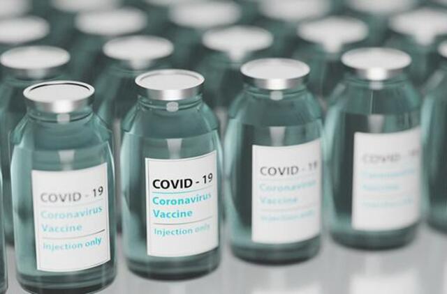 STT: yra rizika, kad gali formuotis vakcinos nuo COVID-19 juodoji rinka