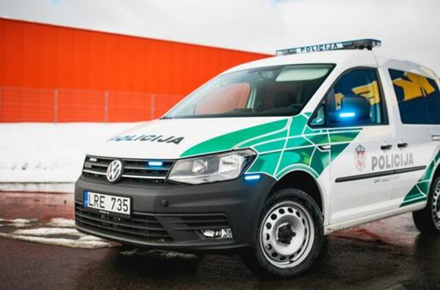 Lietuvos policija stiprina pajėgas: į kelius išriedės nauji, moderniai įrengti greitojo reagavimo automobiliai